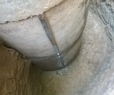 Устранение смещения колец колодца